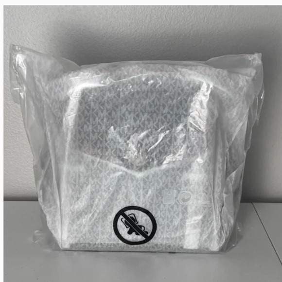 Michael Kors Logo Freya Medium Brown/ Acorn Backpack - Picture 7 of 7